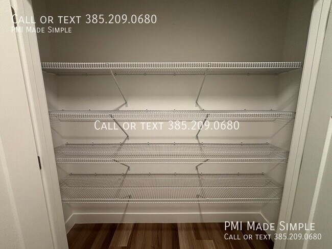 Building Photo - 1985 N 3330 W