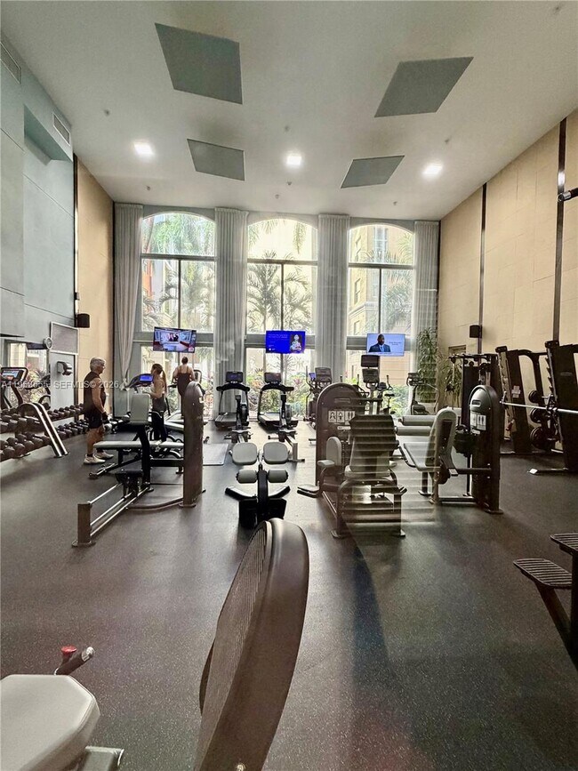 Building Photo - 17150 N Bay Rd