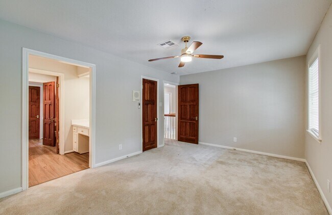 Building Photo - 11022 Riverview Dr
