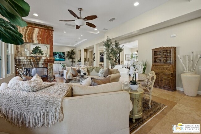 Building Photo - 104 Azzuro Dr