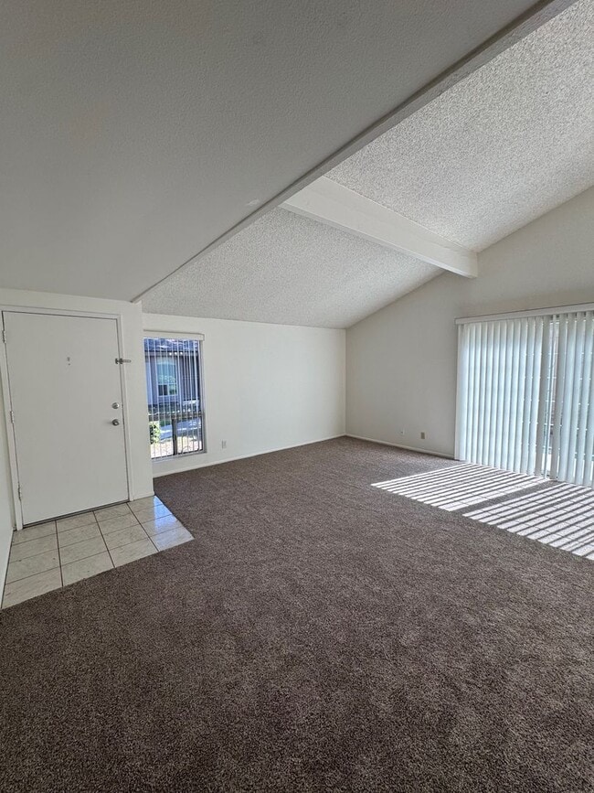 Building Photo - Orchard Lane Condo for Rent near the 101 F...
