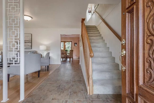Building Photo - BEAUTIFUL Fully Fenced in Home For Rent in...
