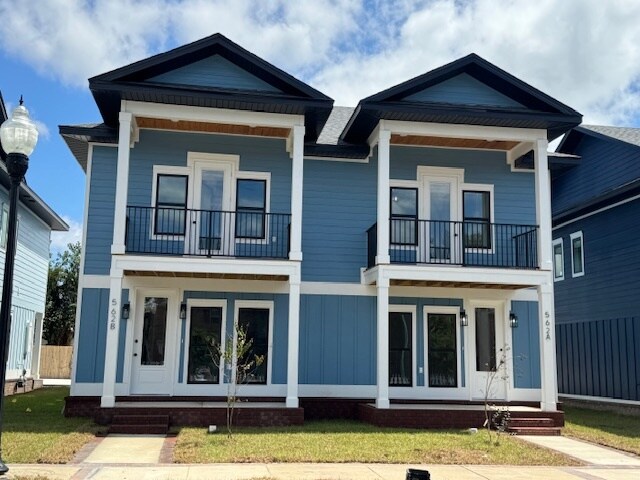 Building Photo - 562 N De Villiers St