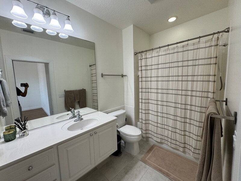 Building Photo - 11841 Nautica Dr