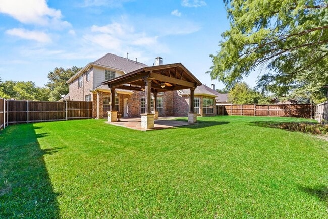 Building Photo - 1605 Berwick Dr