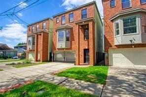 Building Photo - 1006 Temple St