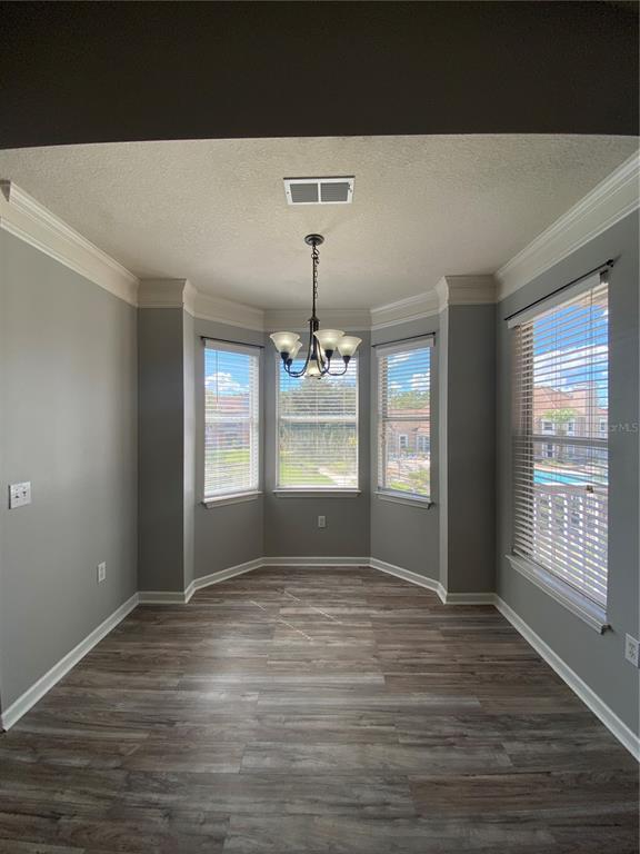 Building Photo - 10504 Villa View Cir