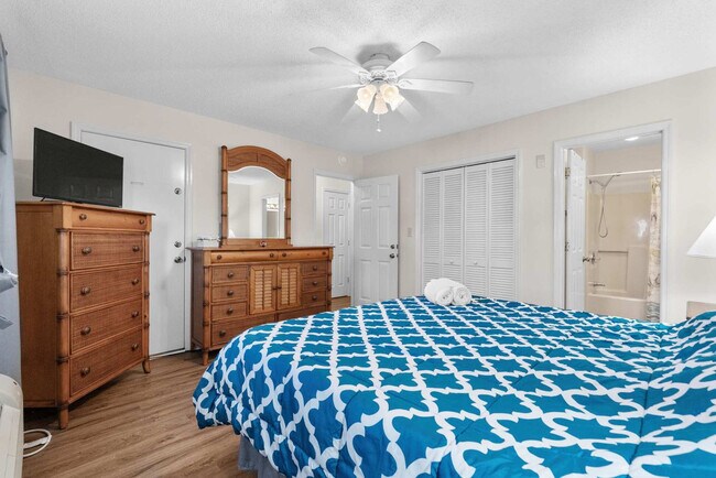 Building Photo - 217 Double Eagle Dr