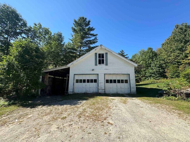 Building Photo - 473 Hapgood Pond Rd