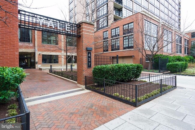 Building Photo - 437 New York Ave NW