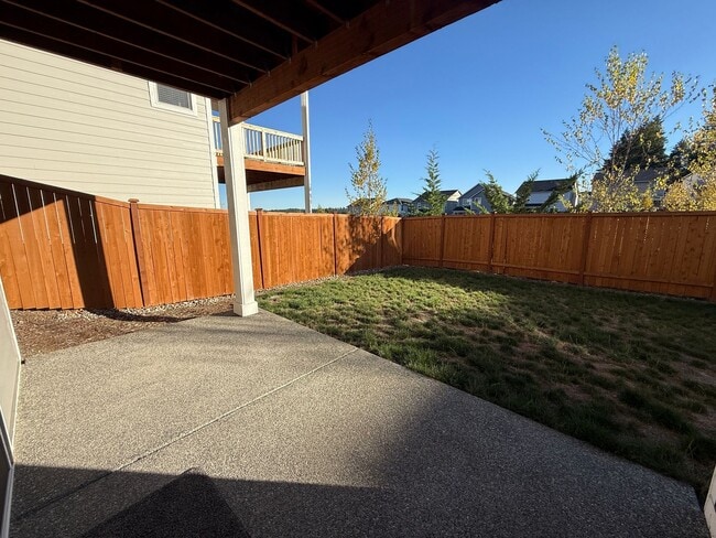 Building Photo - Hogan Heights Community 4 Bed 3.5 Bath