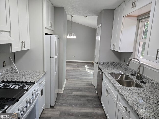 Building Photo - 7610 Teton Ct