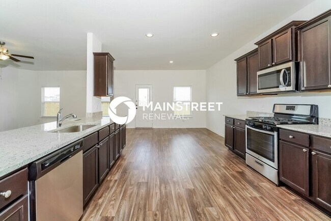 Building Photo - 4 Bedroom Pet-Friendly Home in New Braunfe...