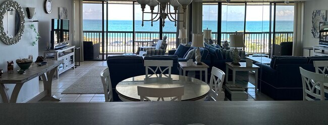 Building Photo - 4141 Ocean Dr