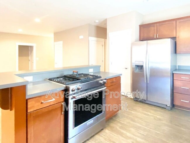 Building Photo - 122 S 21st St