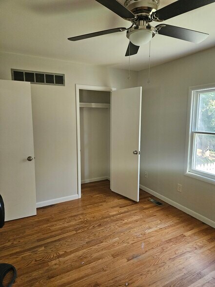 Building Photo - 102 Spring St