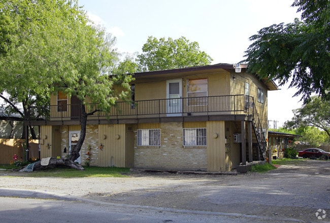 Primary Photo - 3614 Neer Ave
