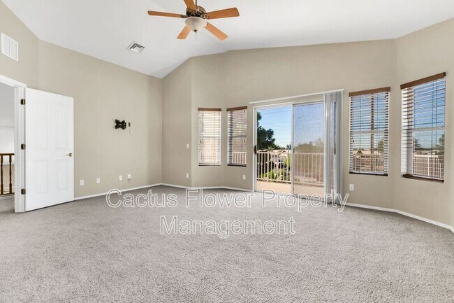 Building Photo - 2524 N Sunrise