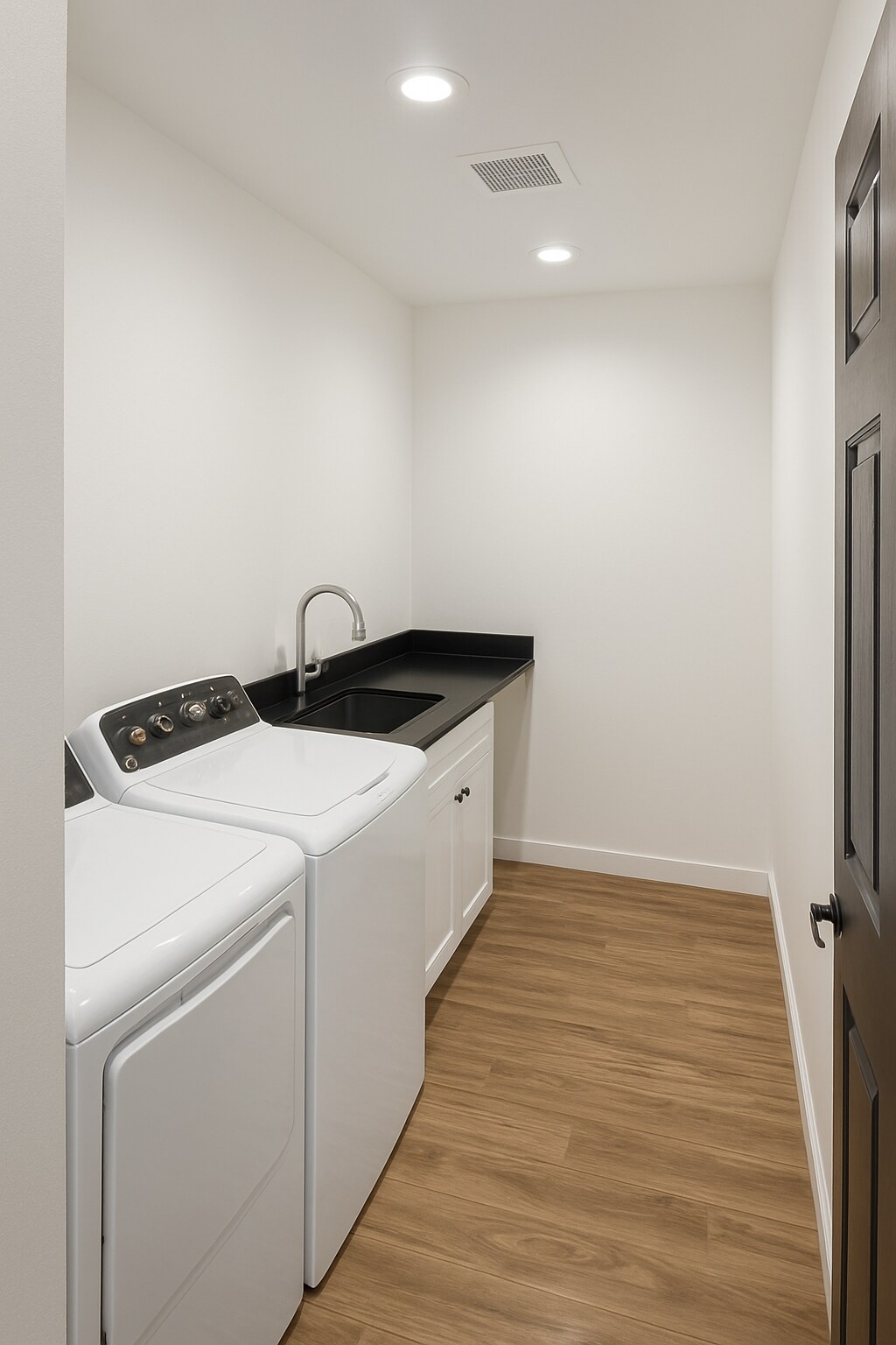 Building Photo - 119 Grant Dr