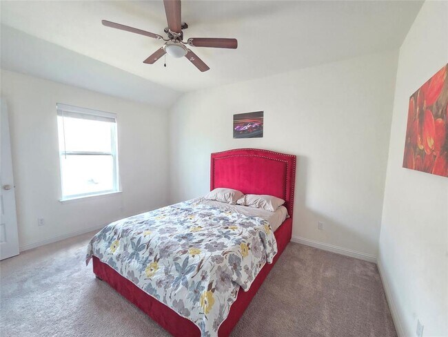 Building Photo - 1717 Navajo Song Ln