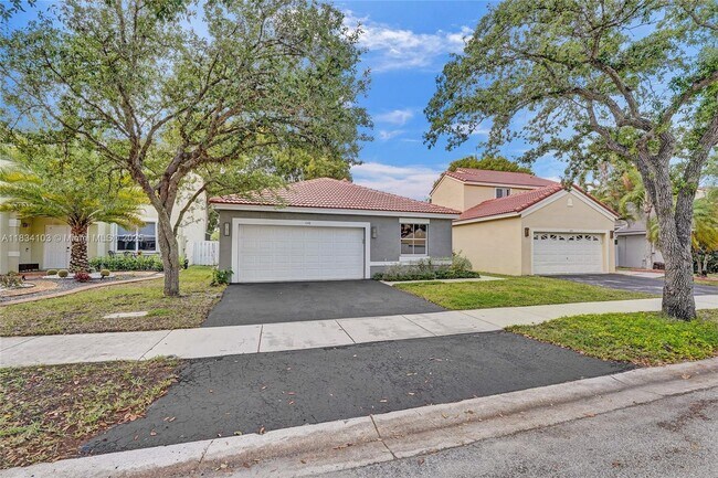 Building Photo - 648 Sand Creek Cir