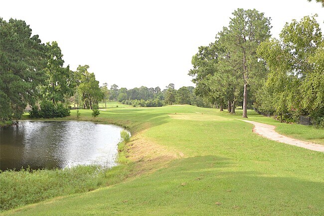 Building Photo - 19222 Aquatic Dr