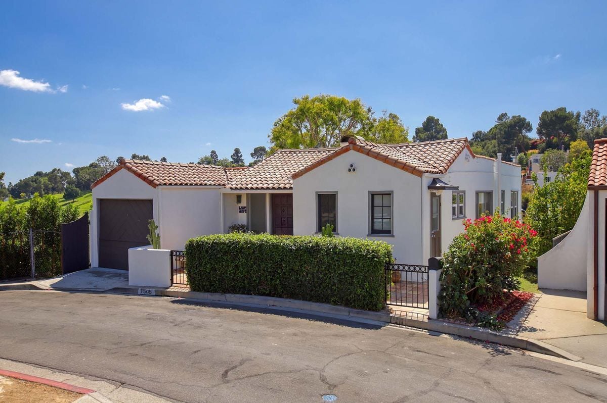 Building Photo - 1505 Stanford Dr