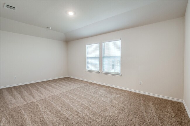 Building Photo - 4016 Moss Rd