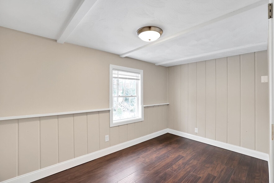 Building Photo - 608 N Abingdon St