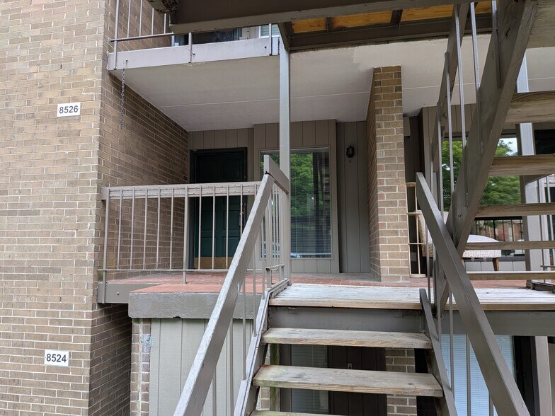 Building Photo - 8526 Madrid Ct