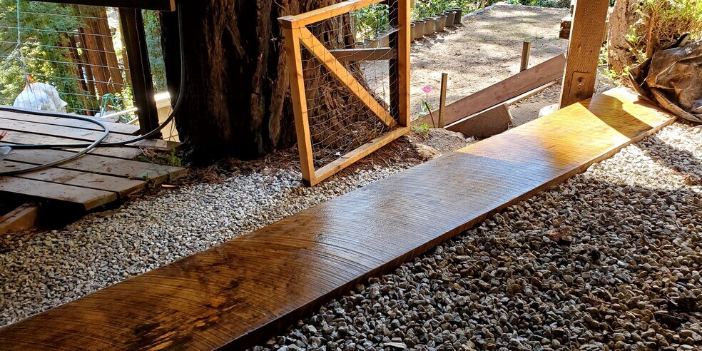 Building Photo - 787 Applewood Rd