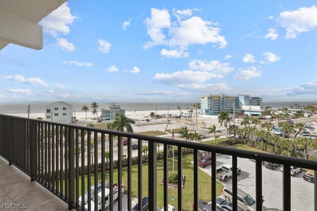 Building Photo - 1511 Estero Blvd