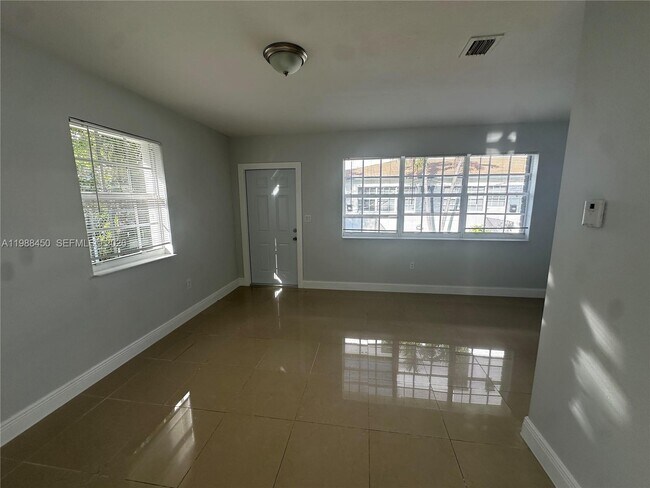 Building Photo - 740 84th St