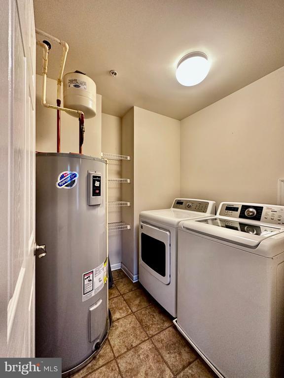 Building Photo - 908 Hall Station Dr