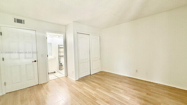 Building Photo - 278 Cypress Point Dr