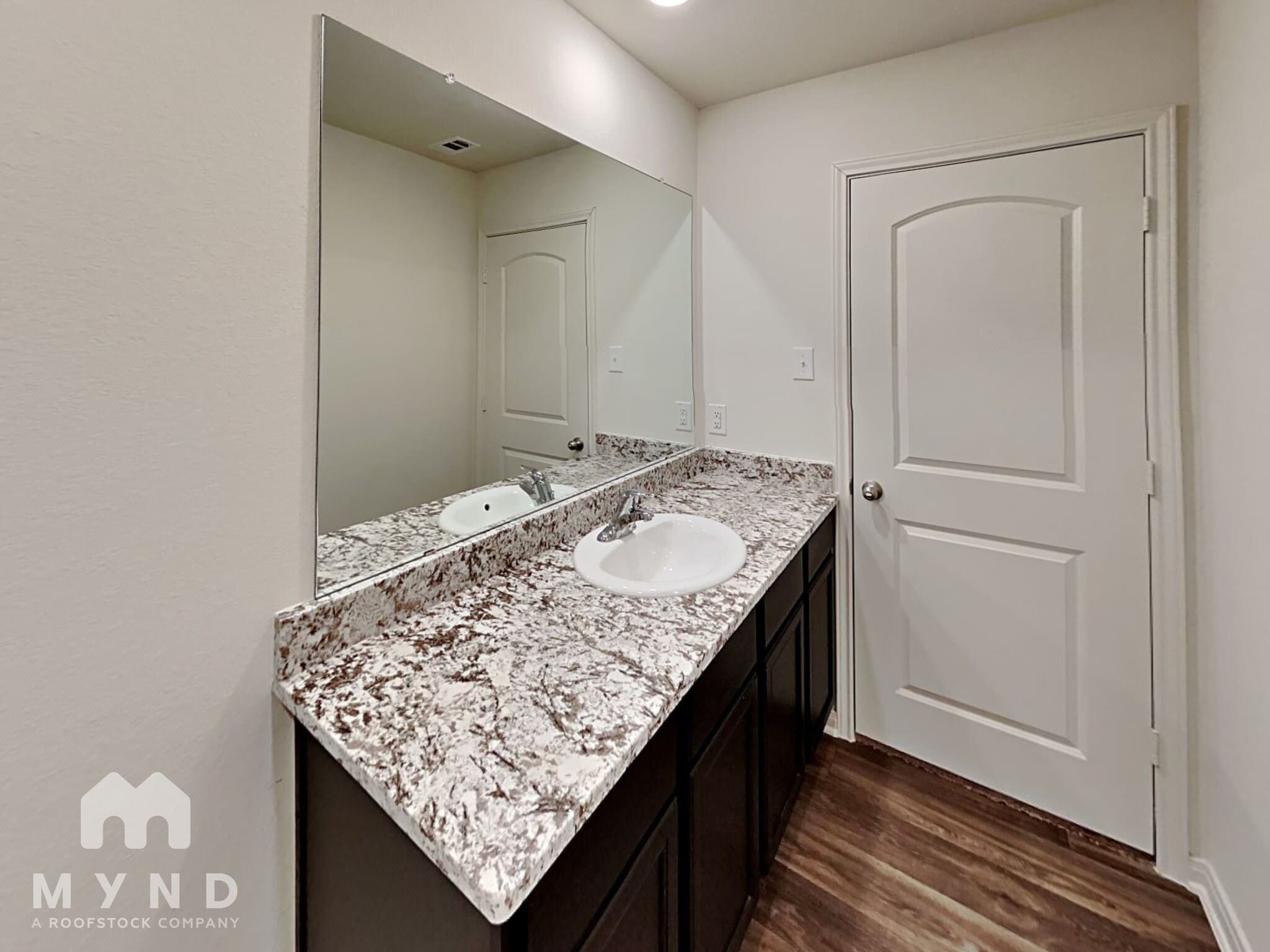 Building Photo - 7331 Anchor Cyn