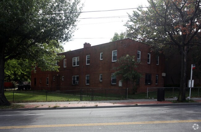 Building Photo - 4151 Minnesota Ave NE