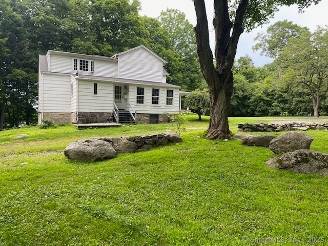 Building Photo - 623 Elm St