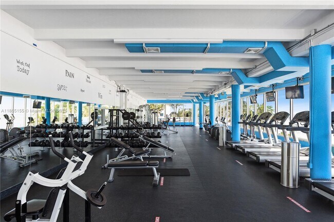 Building Photo - 5401 Collins Ave