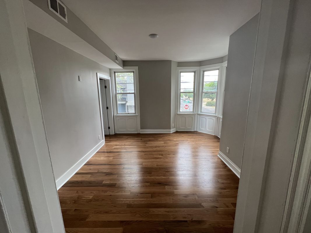 Building Photo - 53 Hawkins St