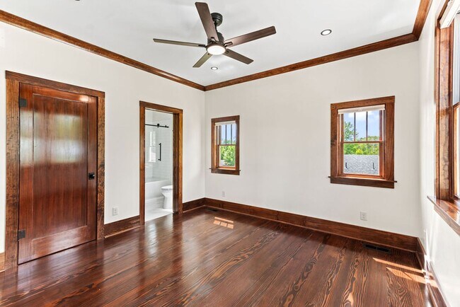 Building Photo - Beautiful 2 Bedroom 2 Bathroom Near Down Town Loveland