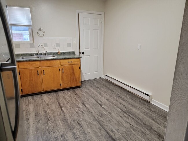 Building Photo - 2 Bedroom 1bath Oceanview/Bayview