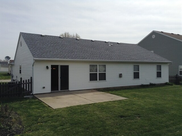 Building Photo - 1344 Crescent Ct