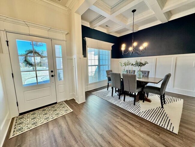 Building Photo - Pre-lease today for a late May move in