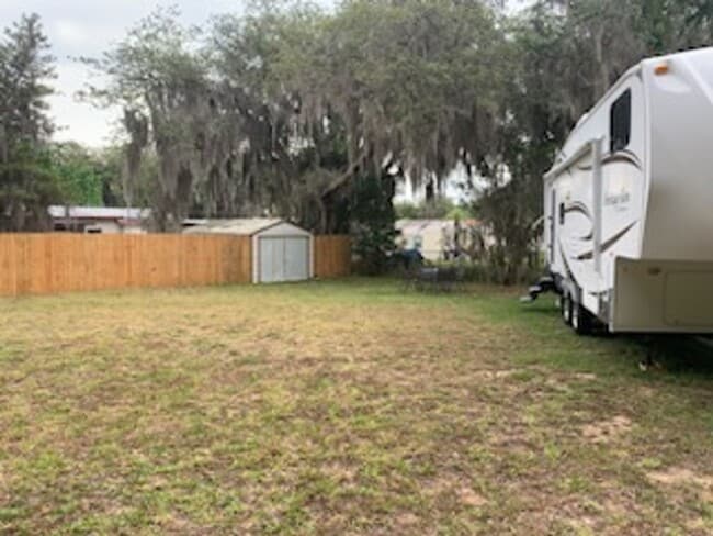 Building Photo - 1 Bed 1 Bath camper