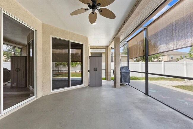 Building Photo - 13655 Artesa Bell Dr