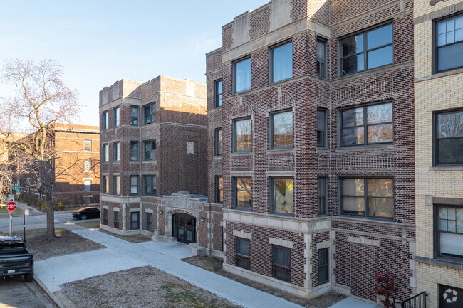 Building Photo - 5401 S Ellis Ave