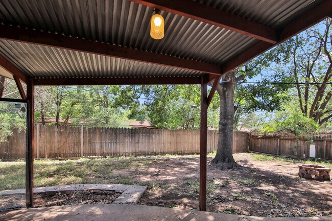 Building Photo - 3607 45th St