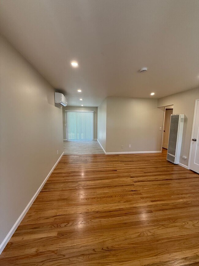 Building Photo - 53 Ramsgate Ct