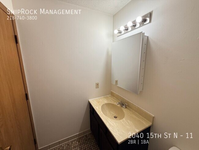 Building Photo - 2040 15th St N